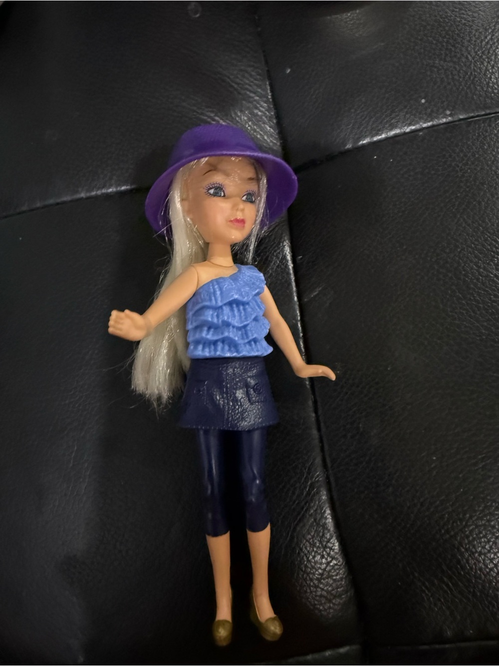 Collectible McDonald's Happy Meal Liv Doll Sophie/Purple Hat, Blonde hair
